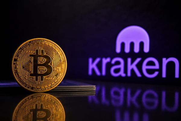 Kraken Bitcoin Vault graphic showing DeFi yield product and $30M inflow.